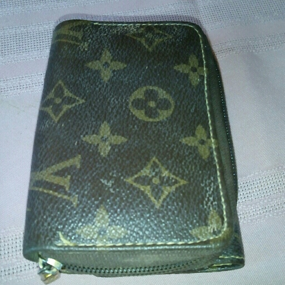Vintage trifold wallet